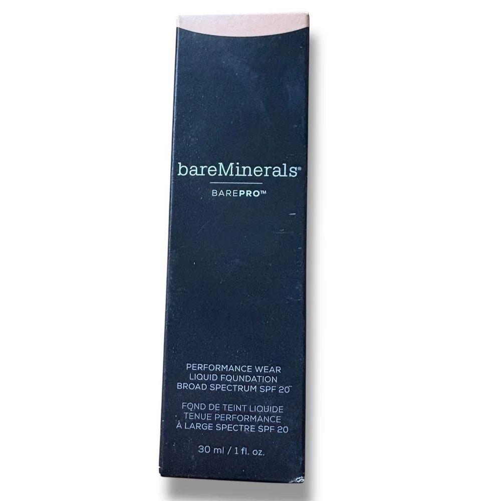 bareMinerals BAREPRO Foundation ASPEN 04 SPF 20 30ml / 1 fl oz New in Box